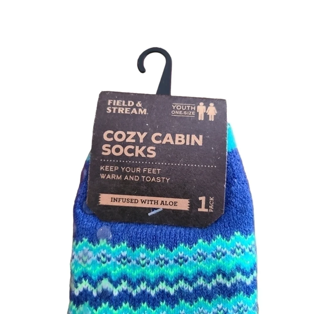 3 Pairs of Aloe Infused Cozy Cabin Socks, Youth Size 10 - 4